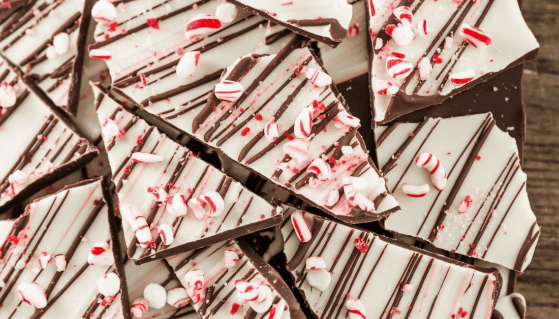 Easy Homemade Peppermint Bark Recipe (Just 4 Ingredients!)